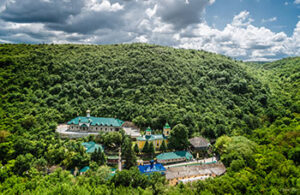 Mănăstirea Saharna