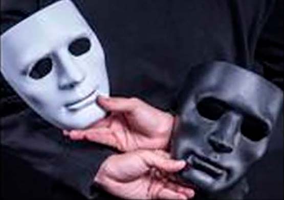 Măștile omului 112