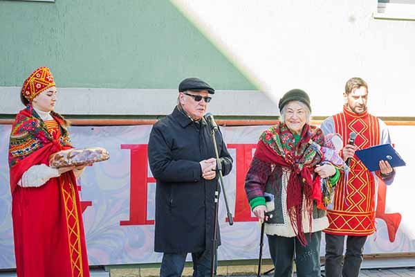 Посол Озеров12