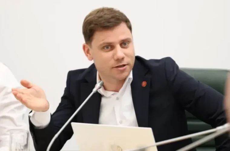 ройбу